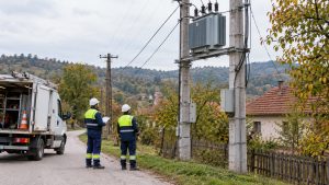 Radovi na elektrodistributivnoj mreži tokom isključenja struje u Arilju