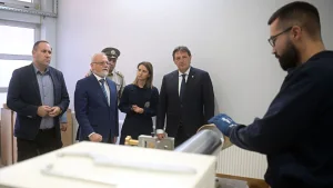 Gašić u fabrici Milan Blagojević Namenska u Lučanima